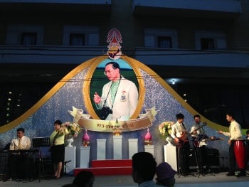 Bühne Links Birthday Thailand