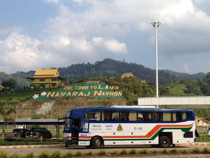 Bus an Grenze zu Laos