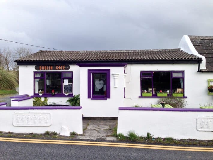 Cafe in Doolin 