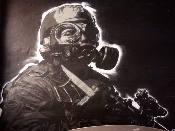 Streetart, Perth, schwarz, weiß, Soldat, Gasmaske